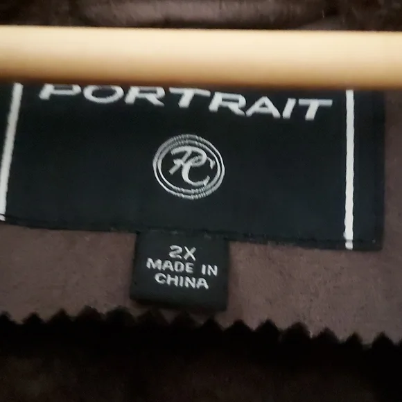 Size 2xl very warm taupe overcoat - Picture 3 of 3